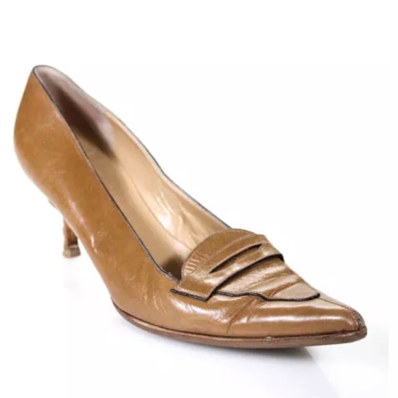 VALENTINO POINTED TOE PUMPS SIZE 7.5 M - Picture 6 of 8